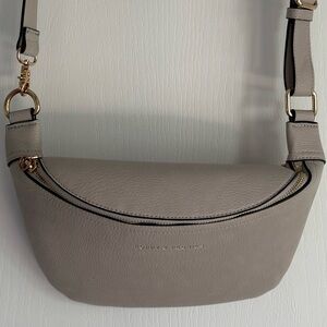 Poppy & Peonies Sidekick in Fog